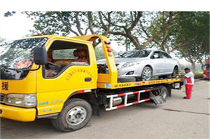 张湾附近24小时汽车拖车服务热线