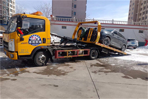 张湾救援拖车费用怎么算